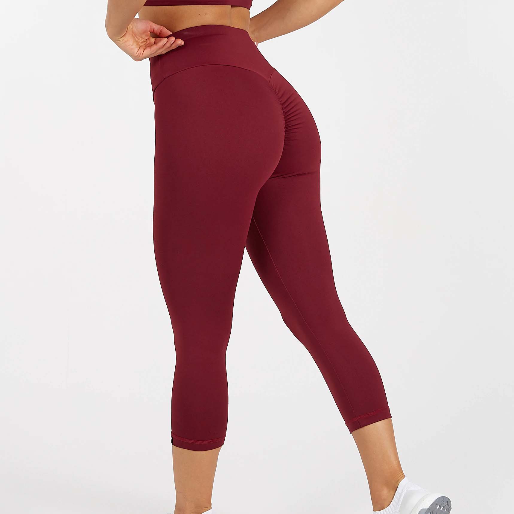 ELEVATE CROPPED LEGGINGS